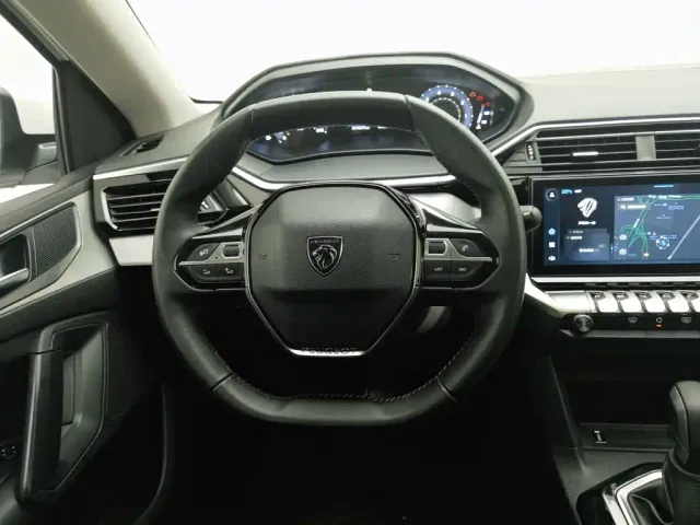 Peugeot 408 — Фото автомобиля 11