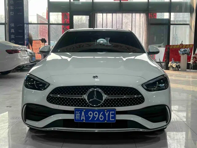 Mercedes-Benz C-Class — Фото автомобиля 2