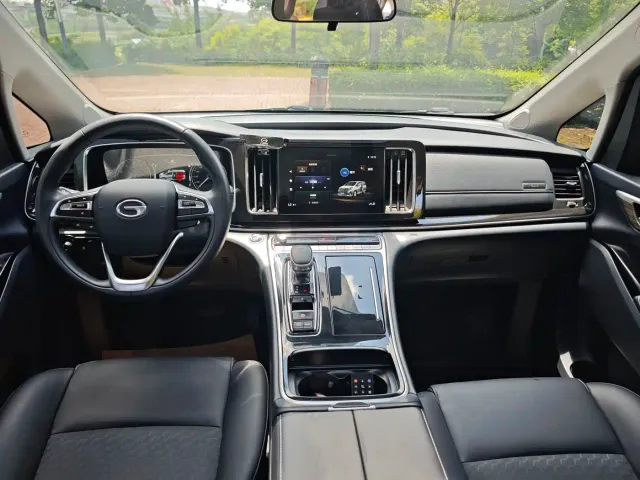 GAC Trumpchi M8 — Фото автомобиля 11