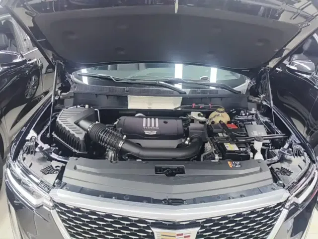 Cadillac XT6 — Фото автомобиля 19