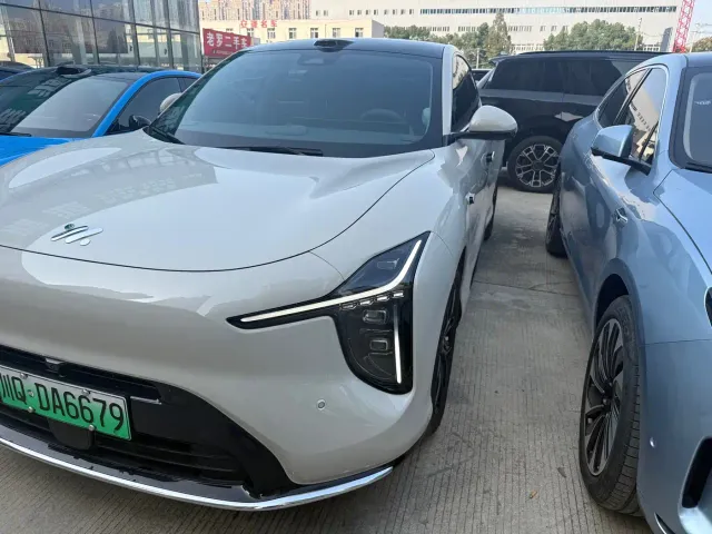 IM Motors LS6 — Фото автомобиля 3