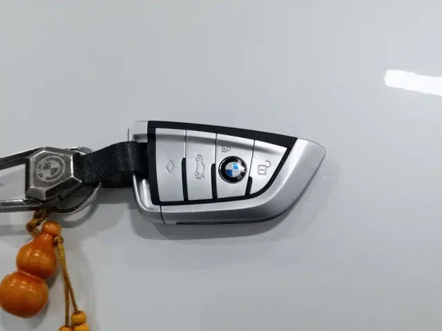 BMW 3 Series — Фото автомобиля 19