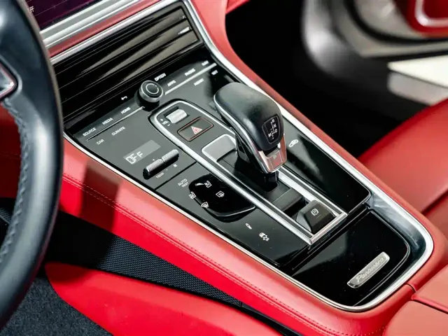 Porsche Panamera — Фото автомобиля 13