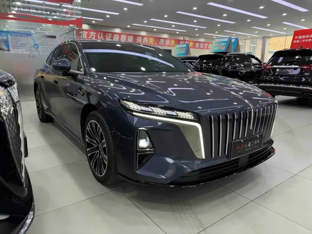 Hongqi H7 — Фото автомобиля 3