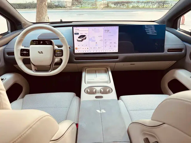 Li Auto i6 — Фото автомобиля 12