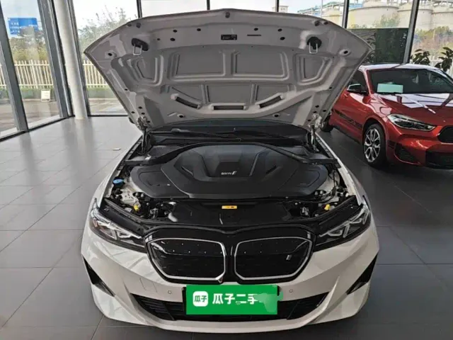 BMW i3 — Фото автомобиля 19