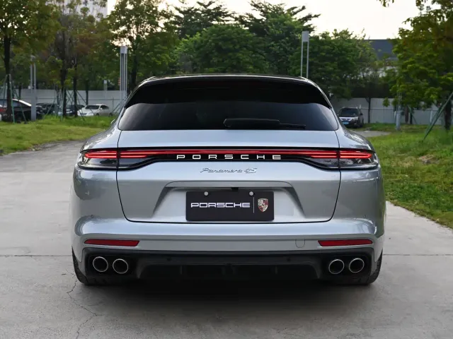 Porsche Panamera — Фото автомобиля 6
