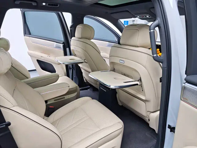 Huajing Baojun S — Фото автомобиля 16