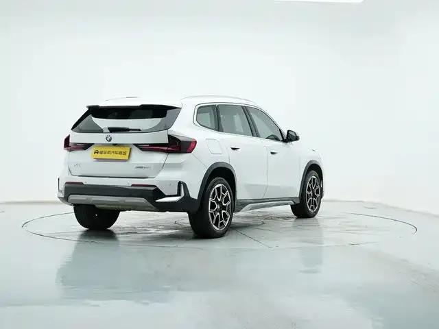 BMW X1 — Фото автомобиля 5