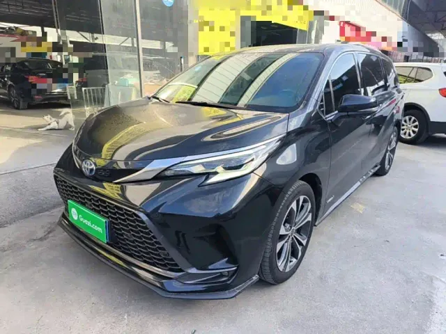 Фотография автомобиля — Toyota Granvia