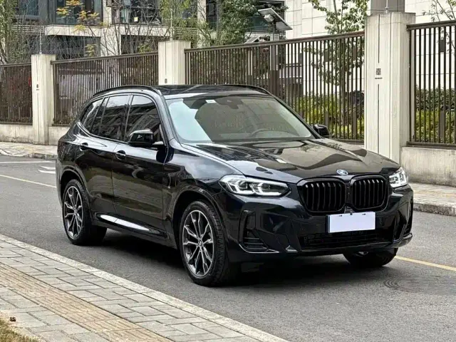 BMW X3 — Фото автомобиля 2