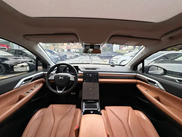 Xpeng P5 — Фото автомобиля 9