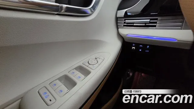 Hyundai Grandeur Grandeur (New) Hybrid — Фото автомобиля 14