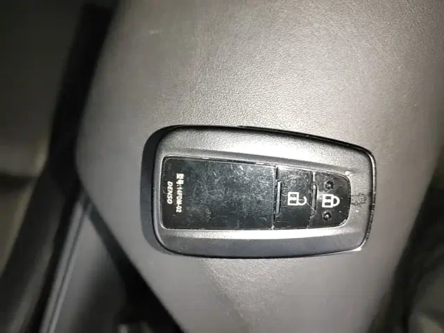 Toyota IZOA — Фото автомобиля 8