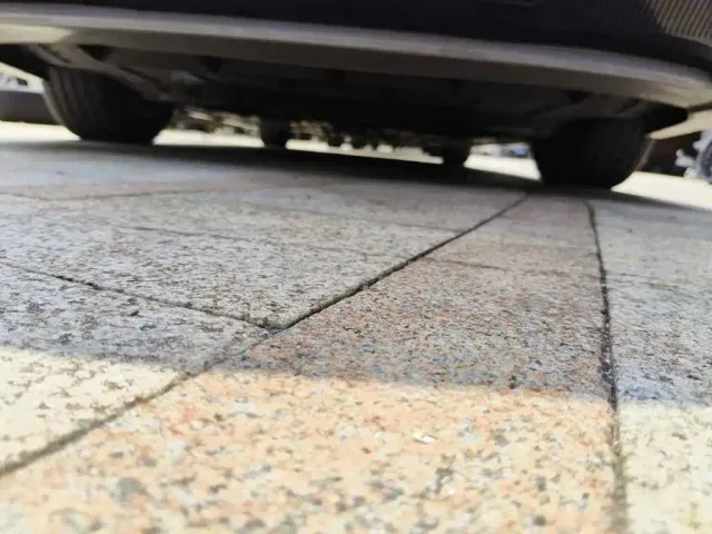 Li Auto MEGA — Фото автомобиля 11
