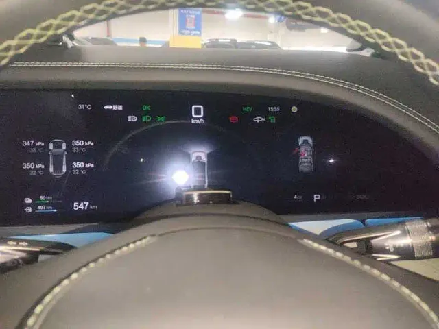 BYD U8 — Фото автомобиля 5
