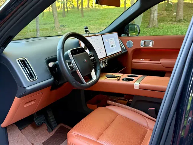 Li Auto L9 — Фото автомобиля 5