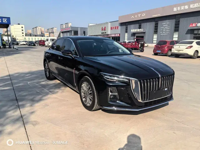 Hongqi H5 — Фото автомобиля 3