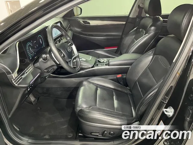 Hyundai Grandeur Grandeur (New) Hybrid — Фото автомобиля 19