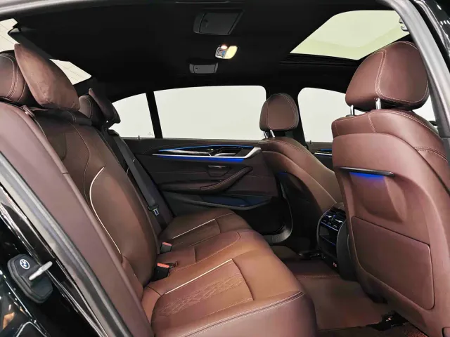 BMW 5 Series — Фото автомобиля 27