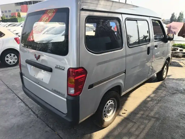 Wuling Motors Wuling Zhiguang 2020 1.2L Utility China VI LSI — Фото автомобиля 6