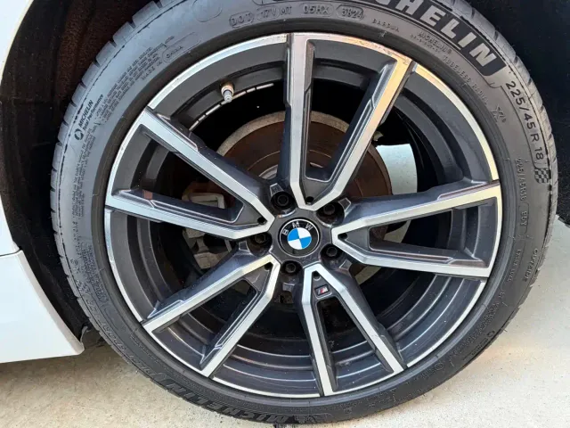 BMW 3 Series — Фото автомобиля 15