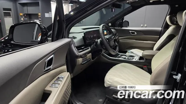 Kia Carnival — Фото автомобиля 15