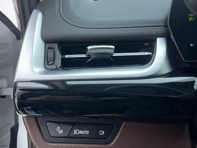 BMW X1 — Фото автомобиля 25