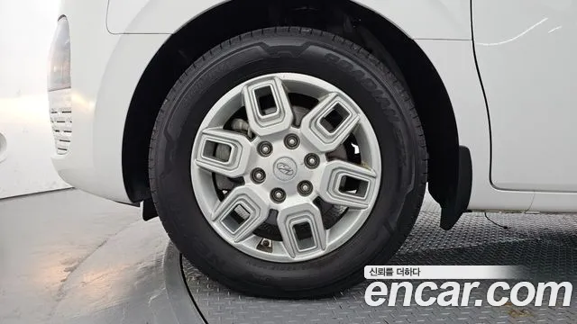 Hyundai Staria — Фото автомобиля 5