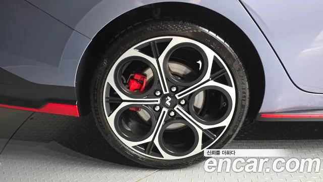 Hyundai Avante CN7 — Фото автомобиля 4