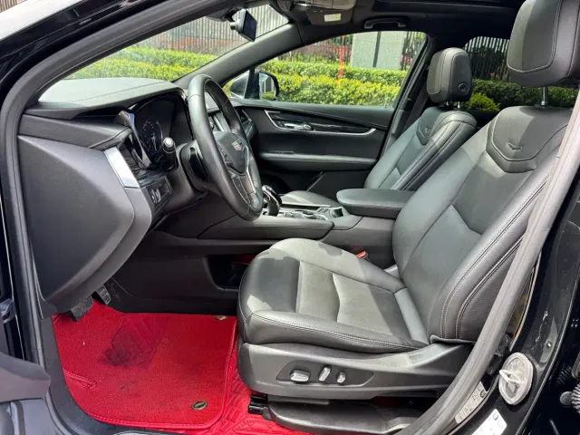 Cadillac XT5 — Фото автомобиля 4
