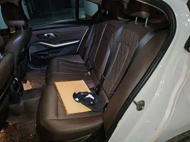 BMW BMW 3 Series 2022 320Li M Sport Package — Фото автомобиля 13
