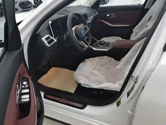 BMW i3 — Фото автомобиля 15