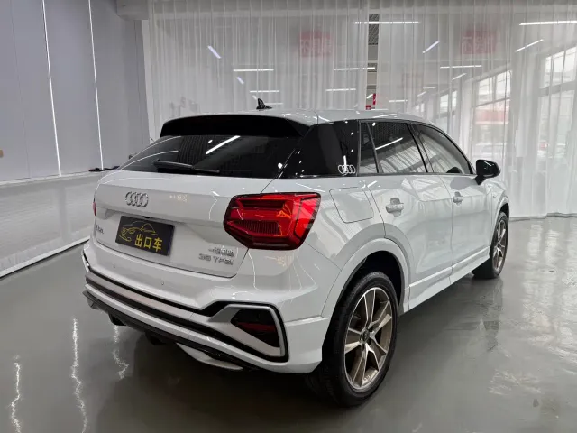 Audi Q2L — Фото автомобиля 6