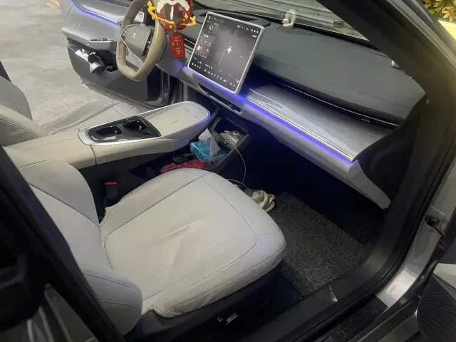 Changan Qiyuan A07 — Фото автомобиля 9