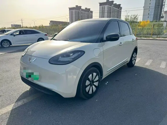 Wuling Bingo — Фото автомобиля 2