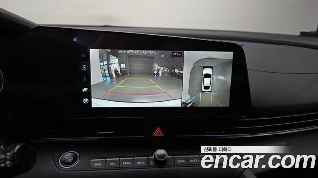 Hyundai Avante CN7 — Фото автомобиля 16