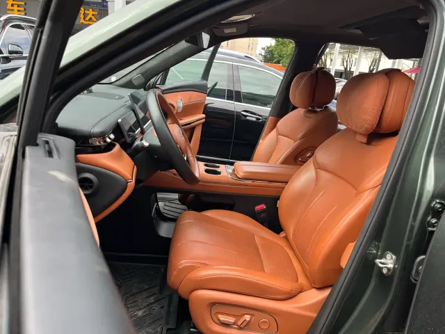 GAC Trumpchi Xiangwang S7 — Фото автомобиля 8