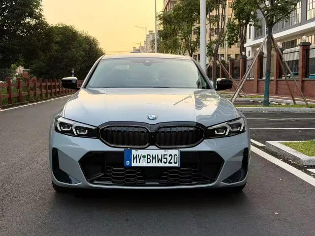 BMW 3 Series — Фото автомобиля 2