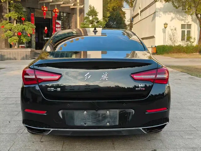 Hongqi Hongqi H5 2022 Classic 1.5T DCT Flag Rhythm Edition — Фото автомобиля 8