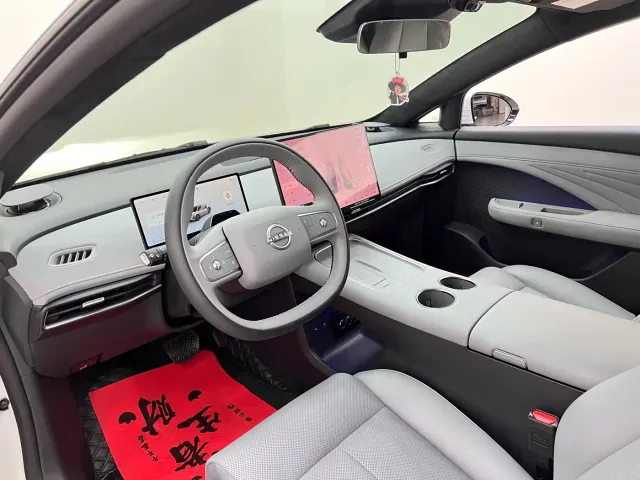 Nissan N7 — Фото автомобиля 14