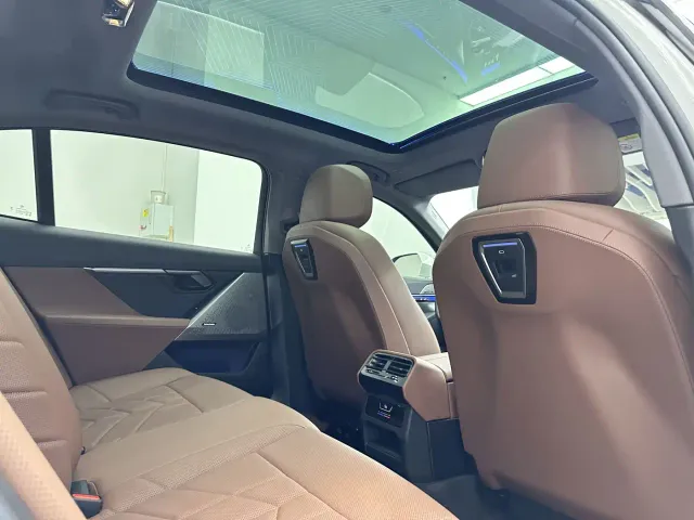 BMW 5 Series — Фото автомобиля 13