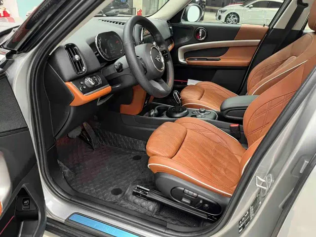 MINI Countryman — Фото автомобиля 14