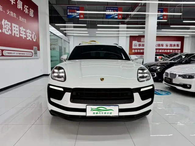 Porsche Macan — Фото автомобиля 2