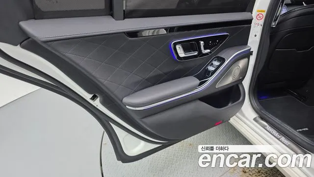 Mercedes-Benz S-Class — Фото автомобиля 19