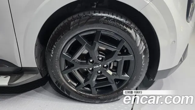 Kia Carnival — Фото автомобиля 6