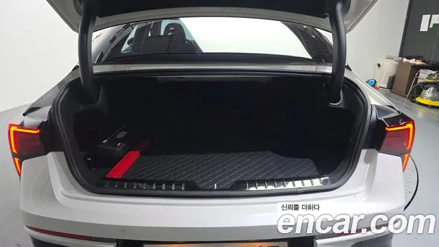 Kia K5 Новый K5 3 поколение 2.0 LPi(Для проката) — Фото автомобиля 27