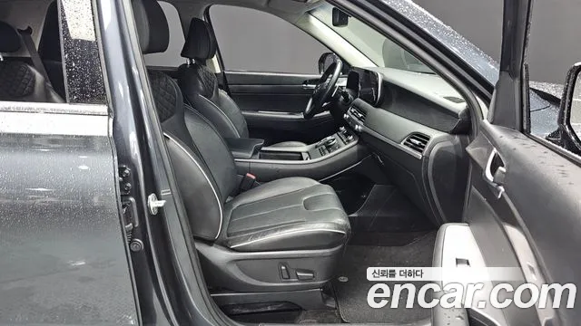 Hyundai Palisade Palisade Дизель 2.2 2WD — Фото автомобиля 24