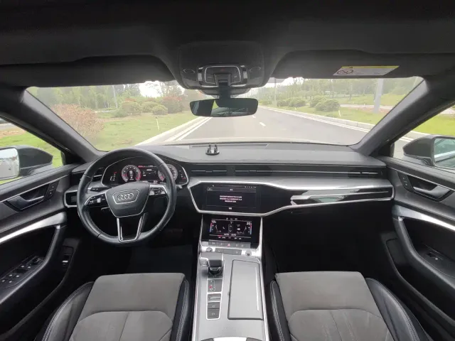 Audi A6L — Фото автомобиля 7