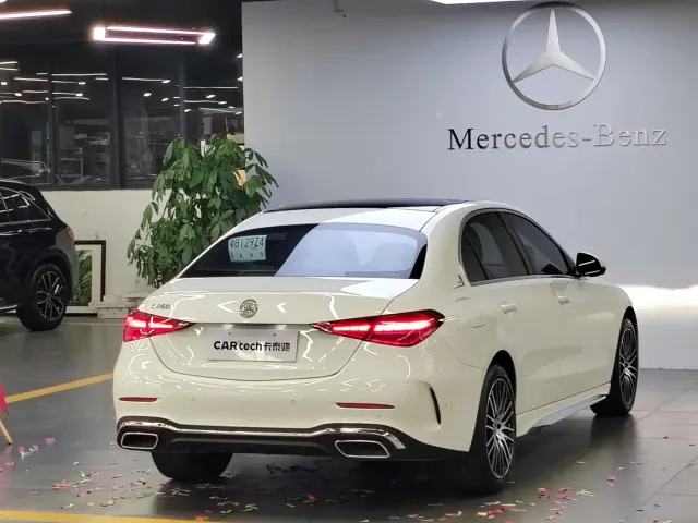 Mercedes-Benz C-Class — Фото автомобиля 6